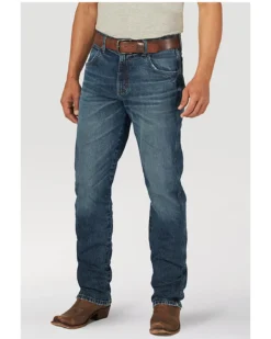 Front Page 53 Wrangler Retro Green Men's Lexford Dark Wash Stretch Slim Straight Jeans