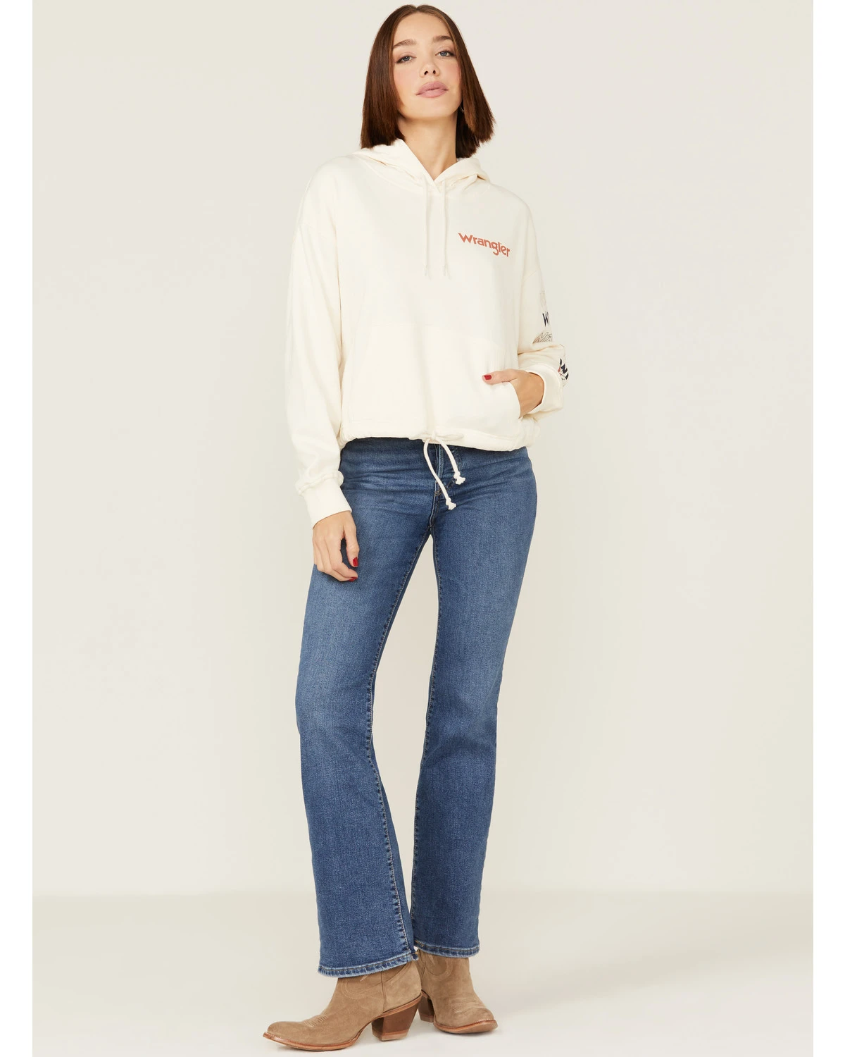 Wrangler Women's Logo Cropped Hoodie 6 Wrangler Women's Logo Cropped Hoodie - Image 4