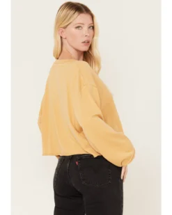 Cleo + Wolf Women's Find Your Wild Graphic Cropped Sweatshirt -Sheplers Sales 2000380775 103 P4